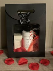 Pakket 18 Parfum & Douchegel